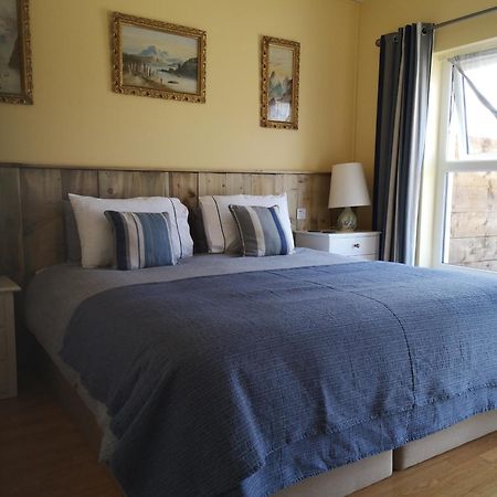 شقة Beautiful One Bed With Stunning Sea View واتيرفورد المظهر الخارجي الصورة