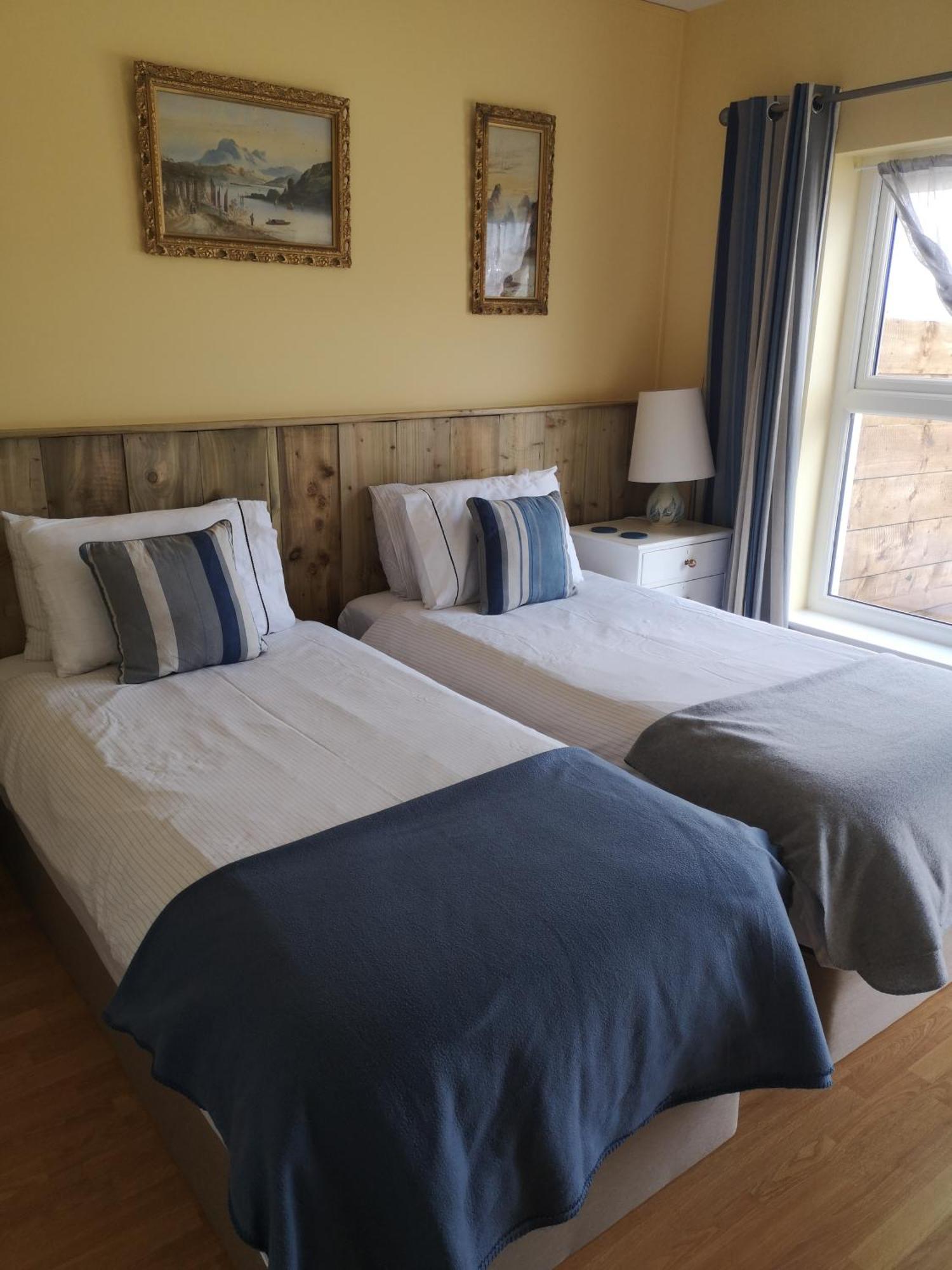 شقة Beautiful One Bed With Stunning Sea View واتيرفورد المظهر الخارجي الصورة