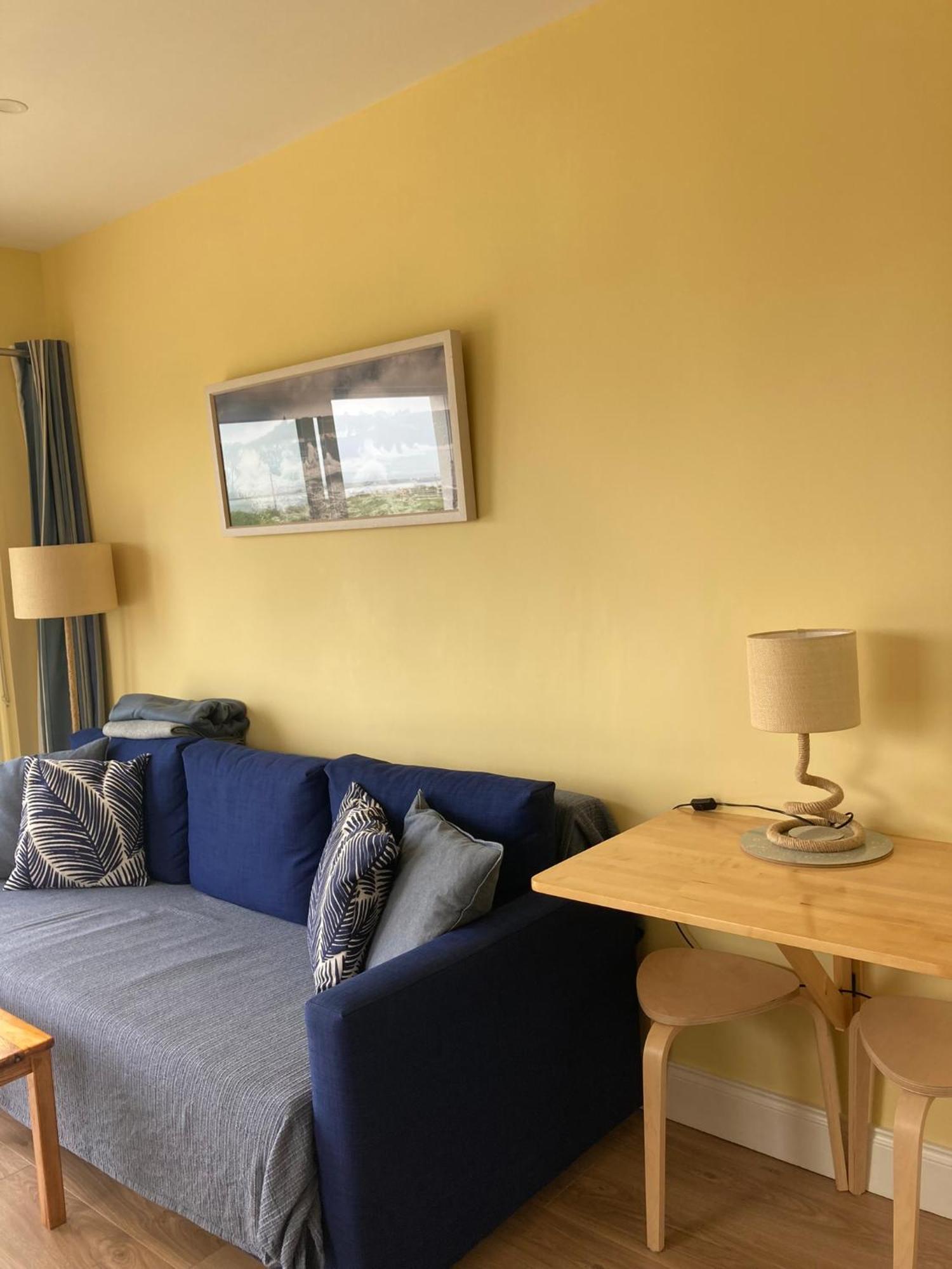 شقة Beautiful One Bed With Stunning Sea View واتيرفورد المظهر الخارجي الصورة